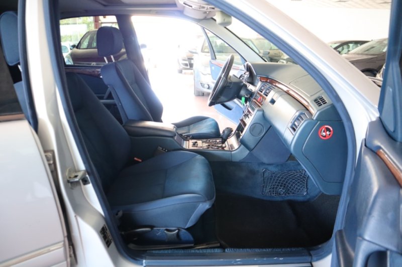 MERCEDES-BENZ E 300 TURBO DIESEL DE 177 CV AUT