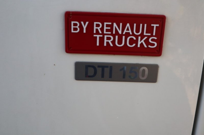 RENAULT MAXITY DTI 150 CV Y 6 VELOCIDADES CON CAJA  Y RAMPA ELECTRICA