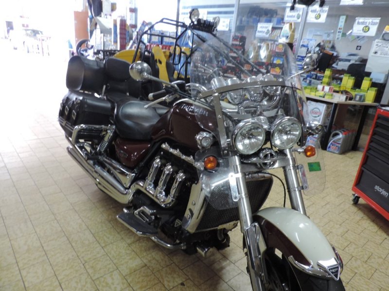 TRIUMPH ROCKET CLASIC III CLASICA