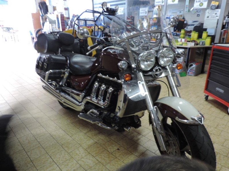 TRIUMPH ROCKET CLASIC III CLASICA