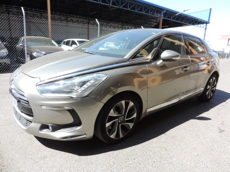 CITROEN DS-5 2.0 HDI AUTOMÁTICO CON 163 CV