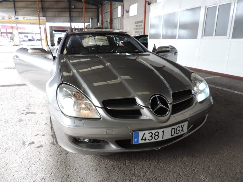 MERCEDES-BENZ SLK 200 AUTOMÁTICO