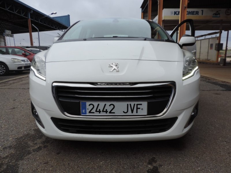 PEUGEOT 5008 2.0 HDI DE 150 CV Y 6 VELOCIDADES