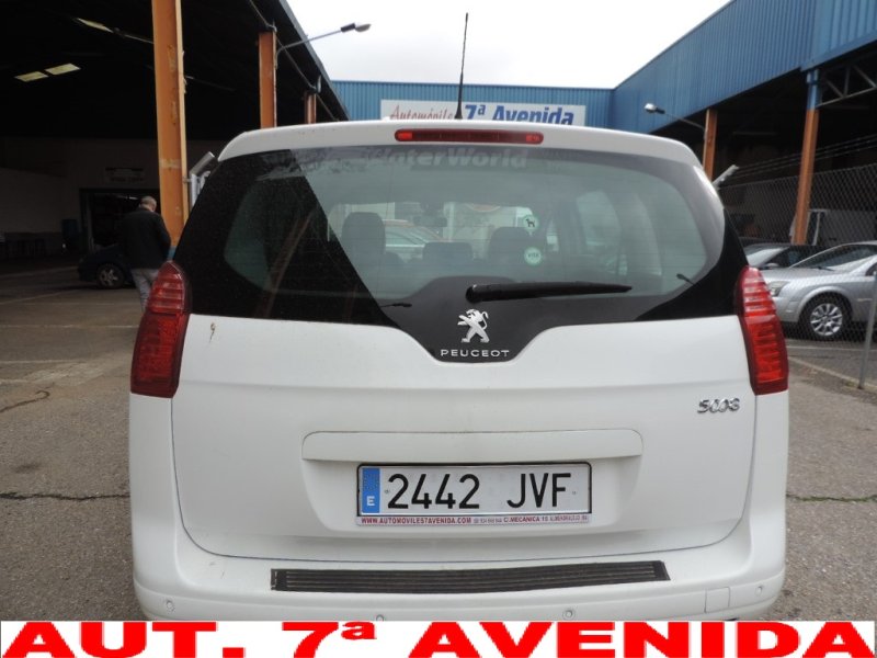 PEUGEOT 5008 2.0 HDI DE 150 CV Y 6 VELOCIDADES