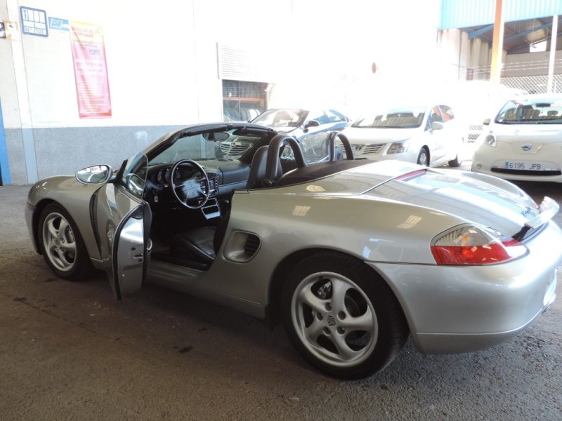 PORSCHE BOXSTER 2.5 ROADSTER