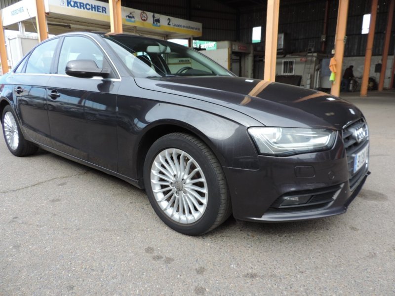 AUDI A4 2.0 TDI DE 143 CV Y 6 VELOCIDADES