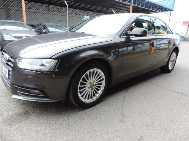 AUDI A4 2.0 TDI DE 143 CV Y 6 VELOCIDADES