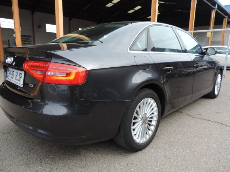 AUDI A4 2.0 TDI DE 143 CV Y 6 VELOCIDADES