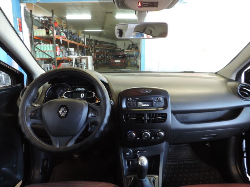 RENAULT CLIO 1500 DCI 5 PUERTAS