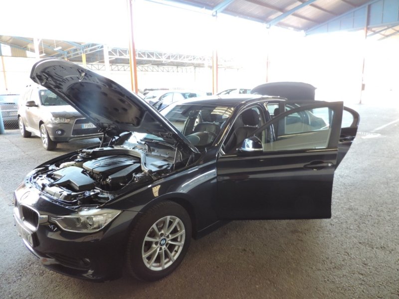 BMW 320 D CON 184 CV Y CAMBIO AUTOMATICO SECUENC