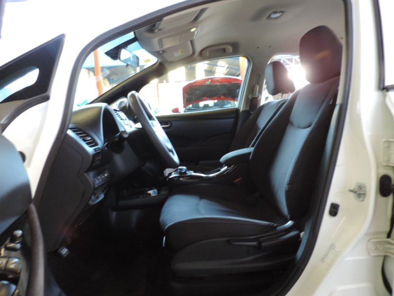 NISSAN LEAF 100% ELECTRICO CON 109 CV 100%  ELECTRICO  CON CAMBIO AUTOMATICO