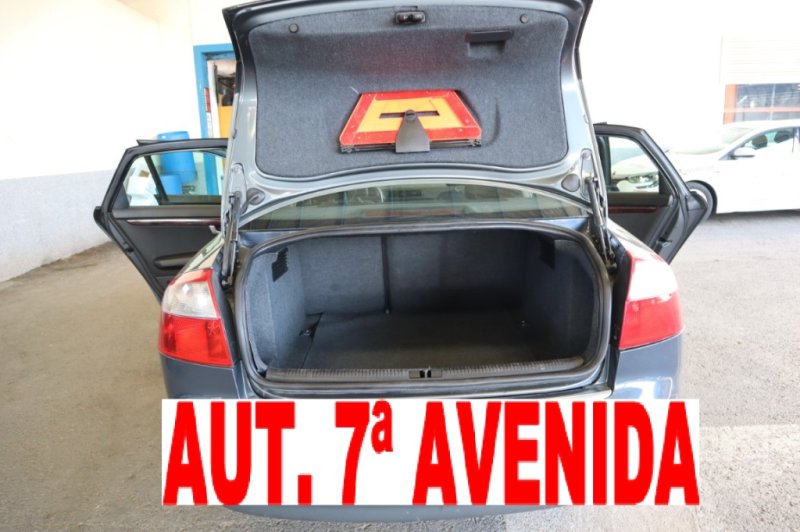 AUDI A4 1900 TDI DE 130 CV AUTOMATICO