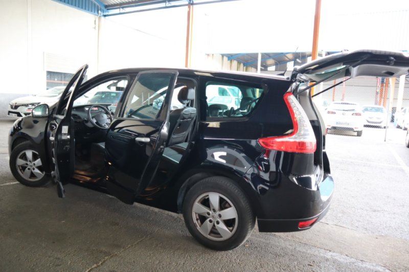 RENAULT SCENIC GRAN SCENIC 7 PLAZAS 130 CV Y 6 VEL.