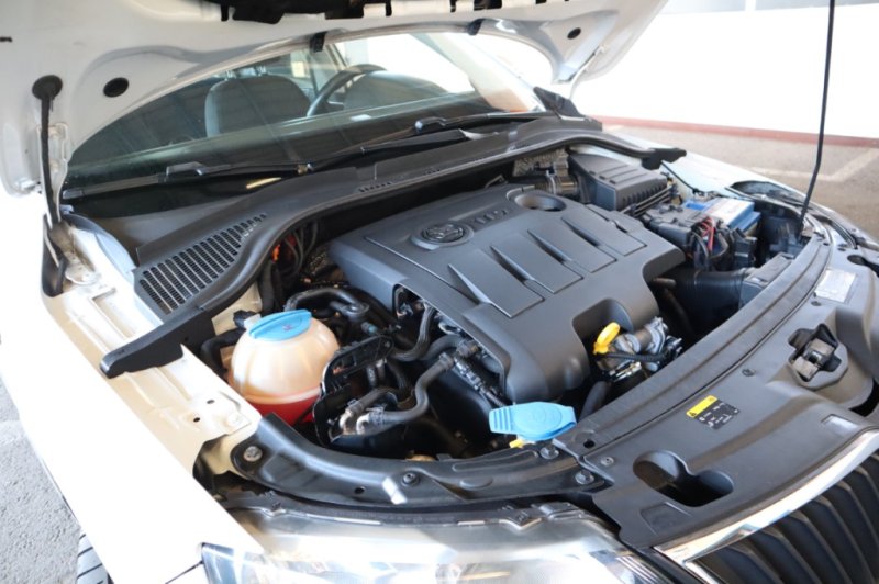 SKODA RAPID 1600 TDI CON 105 CV 5 PUERTAS