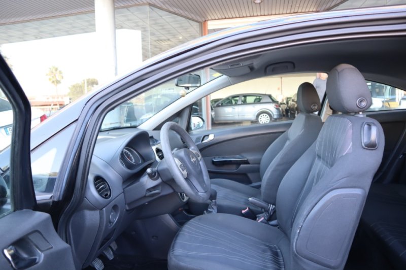 OPEL CORSA TURBO DIESEL