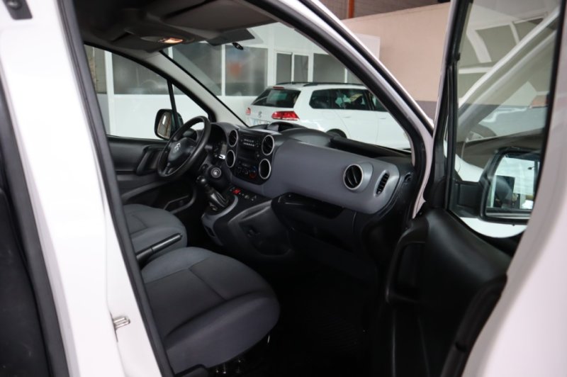 CITROEN BERLINGO HDI 100 CV CON PUERTA LATERAL