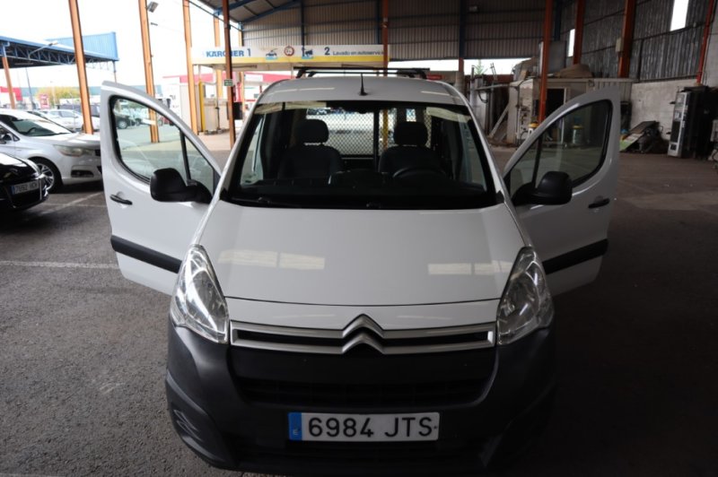 CITROEN BERLINGO HDI 100 CV CON PUERTA LATERAL