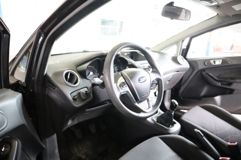 FORD FIESTA 1500 DCI TURBO DIESEL 5 PUERTAS