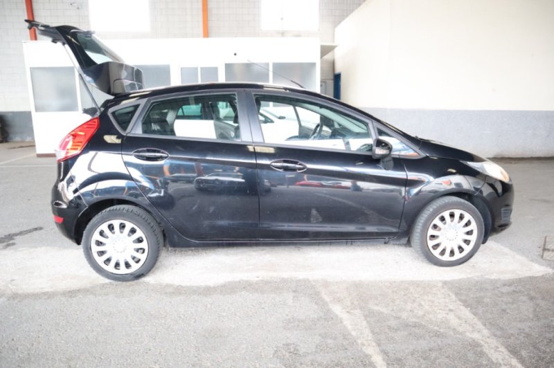 FORD FIESTA 1500 DCI TURBO DIESEL 5 PUERTAS