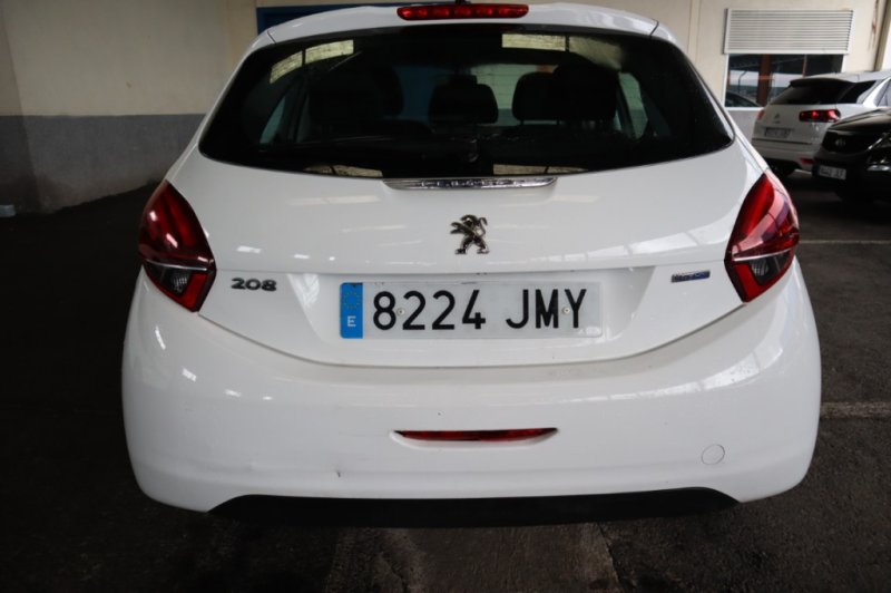 PEUGEOT 208 1600 HDI