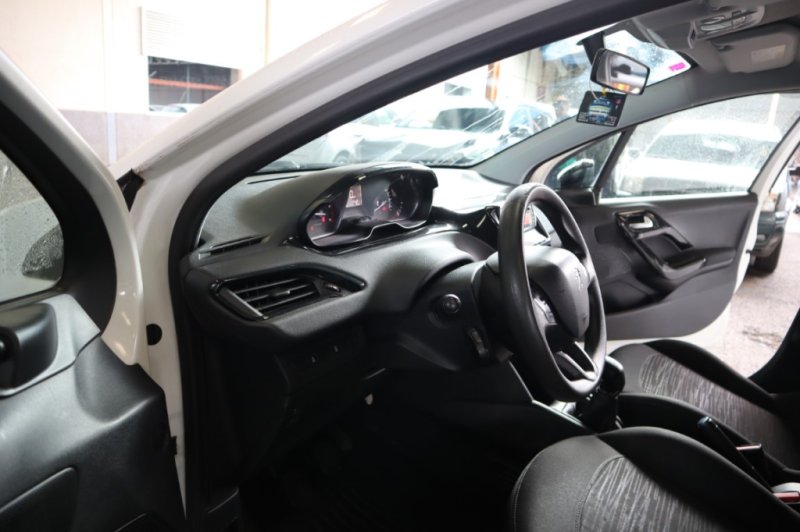 PEUGEOT 208 1600 HDI