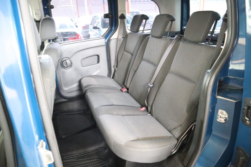 MERCEDES-BENZ CITAN 1500 DCI DE 90 CV CON 5 PLAZAS