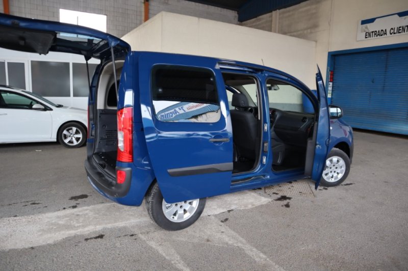 MERCEDES-BENZ CITAN 1500 DCI DE 90 CV CON 5 PLAZAS