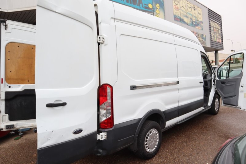 FORD TRANSIT 2200 TURBO DIESEL Y 6 VELOCIDADES