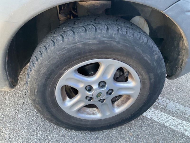 LAND ROVER FREELANDER 2.0 TURBO DIESEL CON 5 PUERTAS