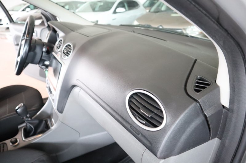 FORD FOCUS 1600 TURBO DIESEL