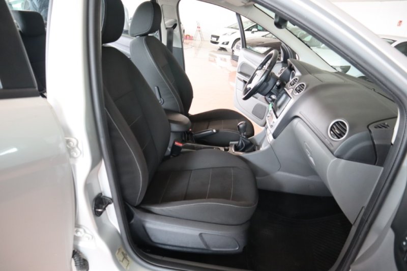 FORD FOCUS 1600 TURBO DIESEL