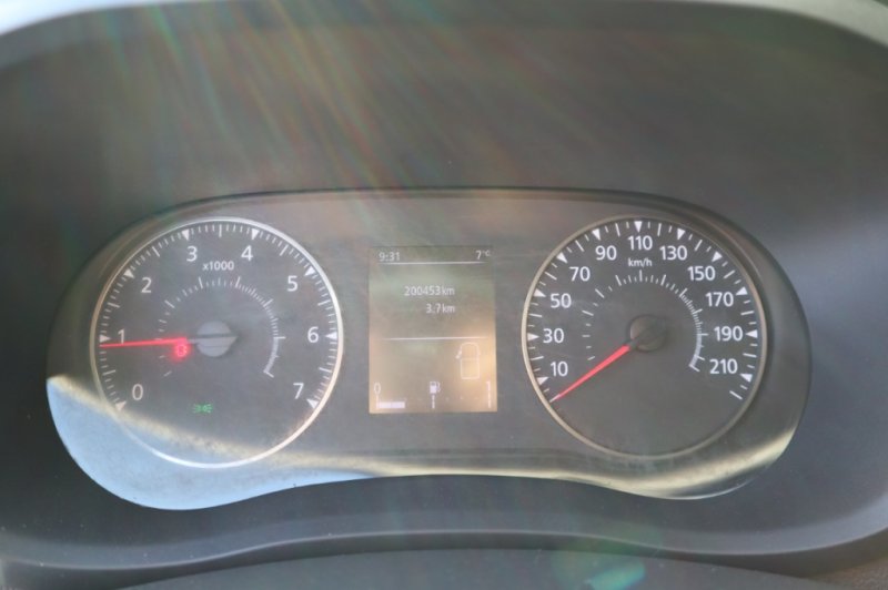 RENAULT MASTER 2300 TURBO DIESEL CON 6 VELOC.
