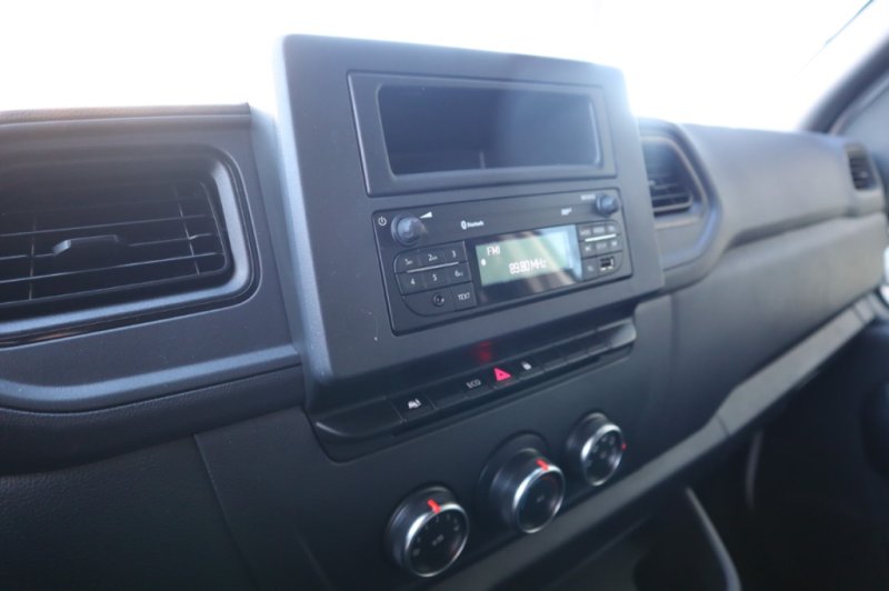 RENAULT MASTER 2300 TURBO DIESEL CON 6 VELOC.