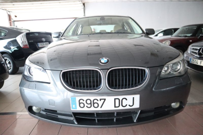 BMW 530 D AUTOMATICO CON 218 CV