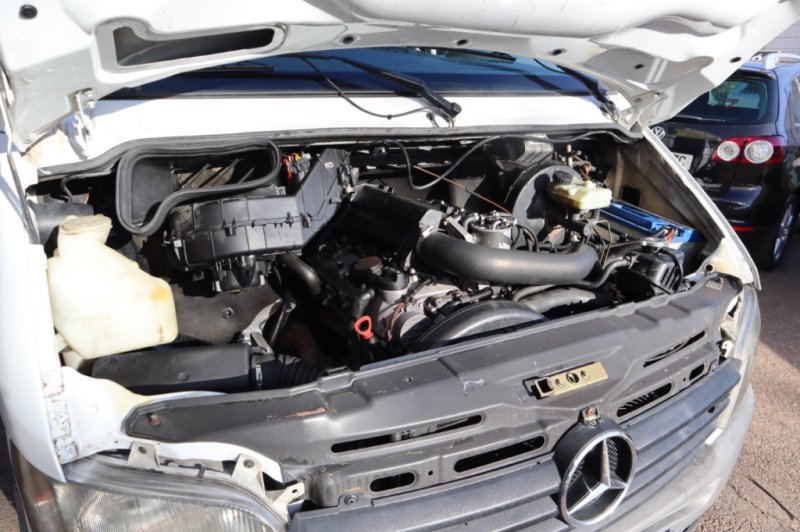 MERCEDES-BENZ SPRINTER 2200 TURBO DIESEL