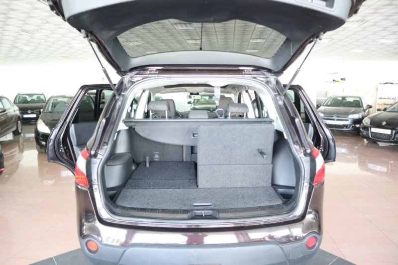 NISSAN QASHQAI+2 7 PLAZAS TURBO DIESEL CON 106 CV