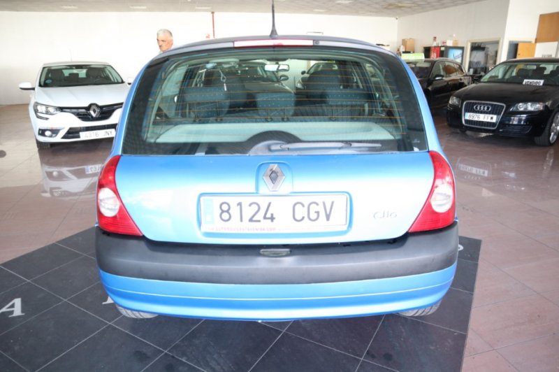RENAULT CLIO 1200 INYECCION DE GASOLINA