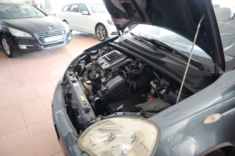 TOYOTA YARIS 1400 TURBO DIESEL