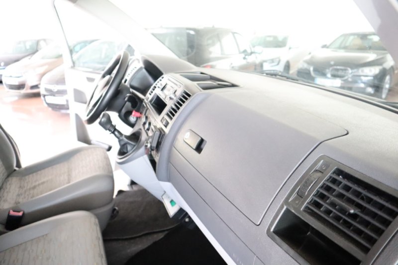 VOLKSWAGEN TRANSPORTER 2000 TURBO DIESEL