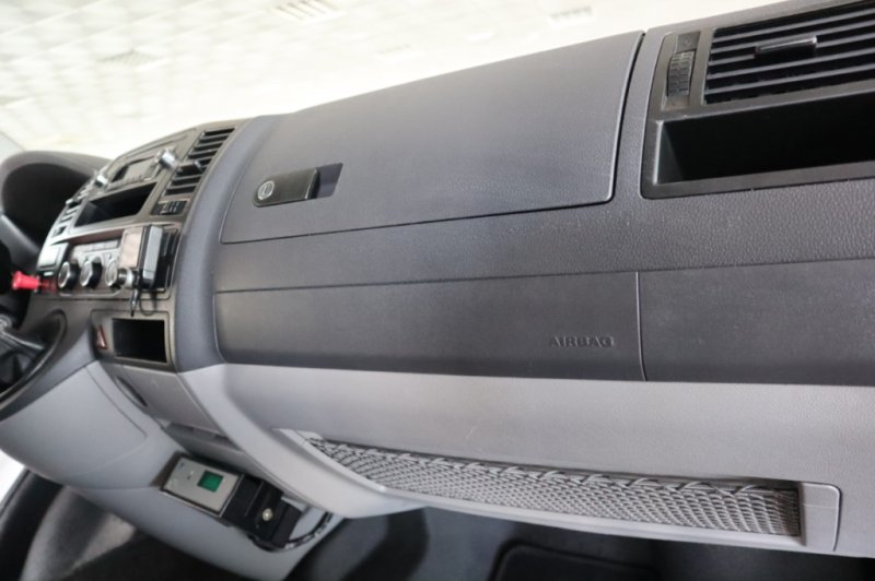 VOLKSWAGEN TRANSPORTER 2000 TURBO DIESEL