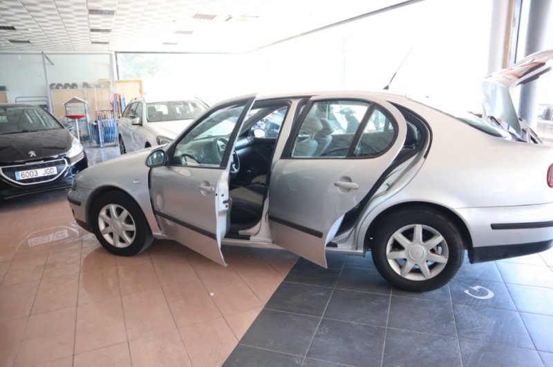 SEAT TOLEDO 1900 TDI DE 110 CV