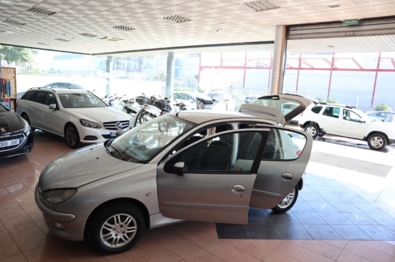 PEUGEOT 206 2.0 HDI