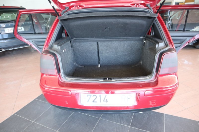 VOLKSWAGEN GOLF 1900 TDI DE 150 CV CON 6 VELOCIDADES