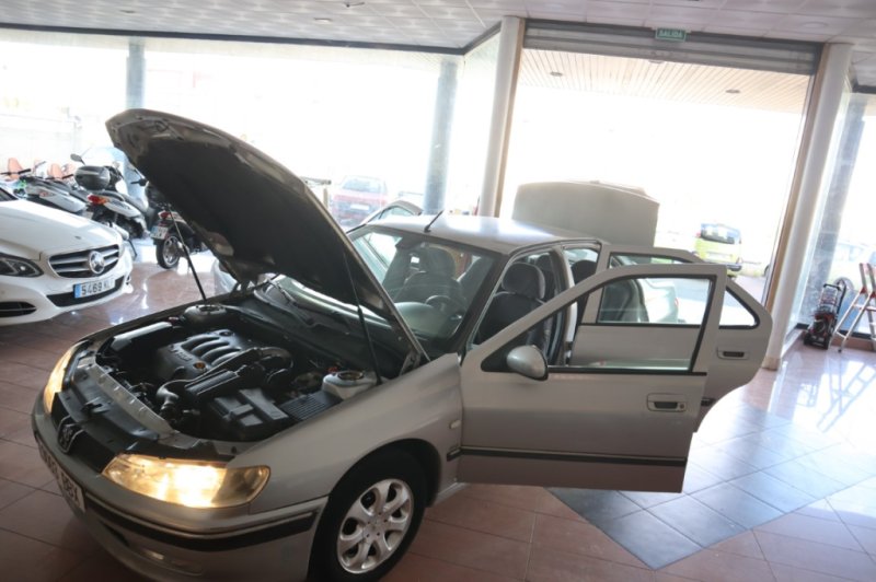 PEUGEOT 406 2.0 HDI 110 CV