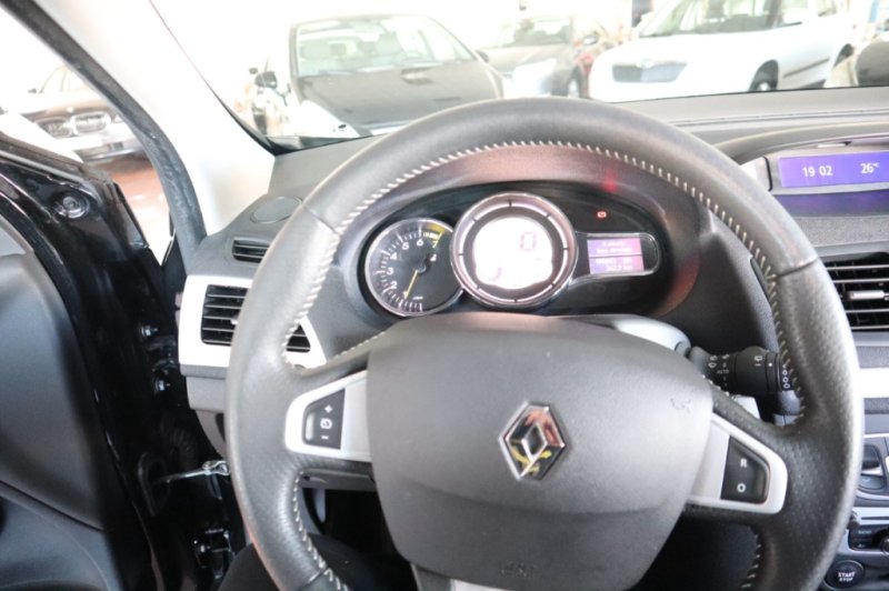 RENAULT MEGANE 1200 GASOLINA DE 115 CV