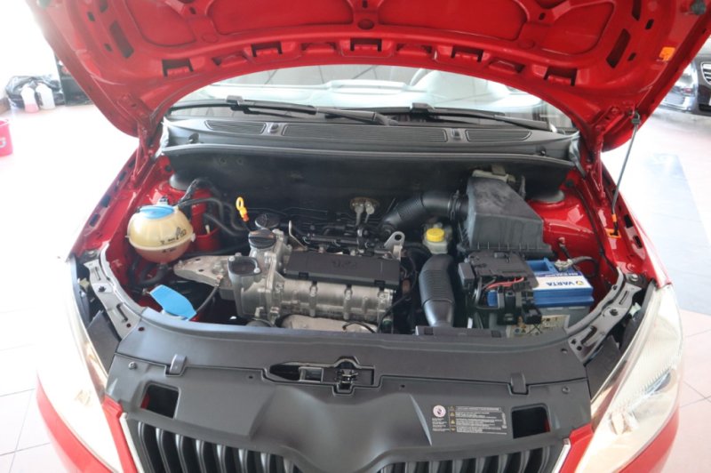 SKODA FABIA 1200 INYECCION DE GASOLINA