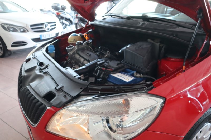 SKODA FABIA 1200 INYECCION DE GASOLINA