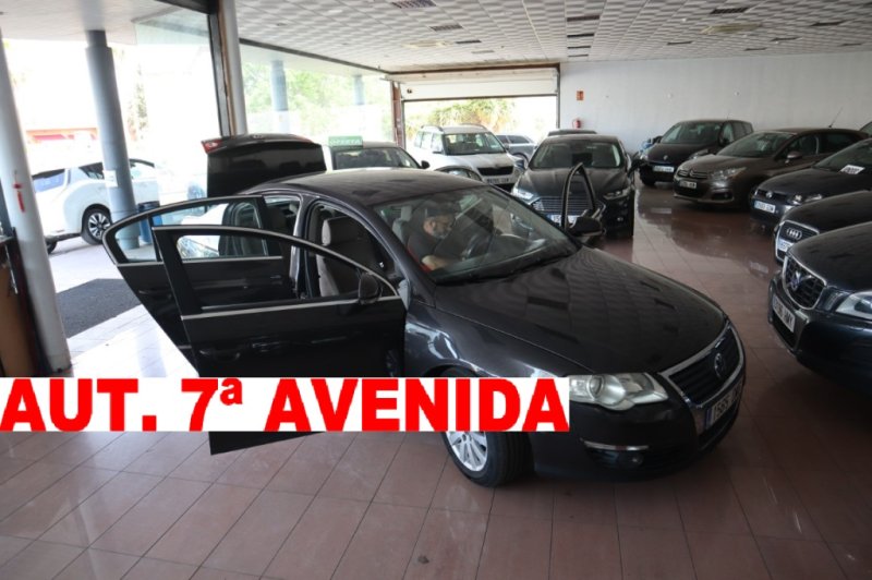VOLKSWAGEN PASSAT 2.0 TDI CON 6 VELOCIDADES