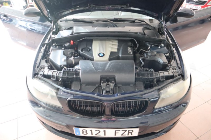 BMW 118 2000 TURBO DIESEL CON 143 CV