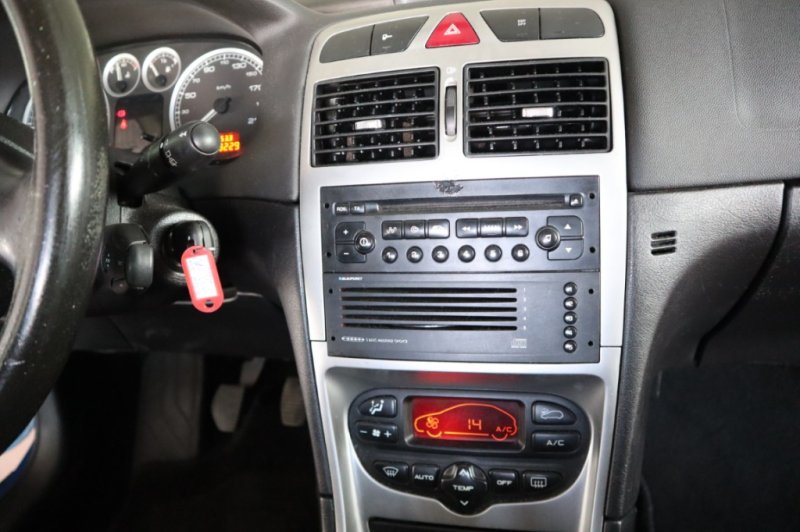 PEUGEOT 307 2.0 HDI DE 136 CV Y 6 VELOCIDADES